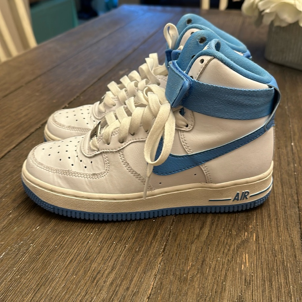 Nike Air Force 1
